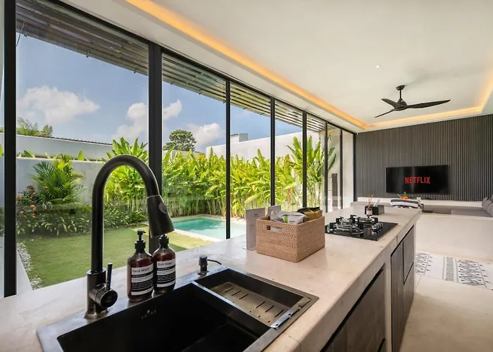 2br Private Pool With Fast Starlink