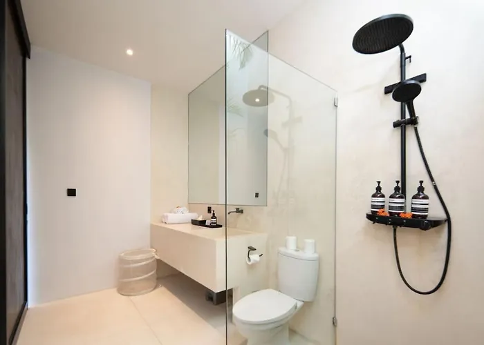 Вилла 2br Private Pool With Fast Starlink Улувату